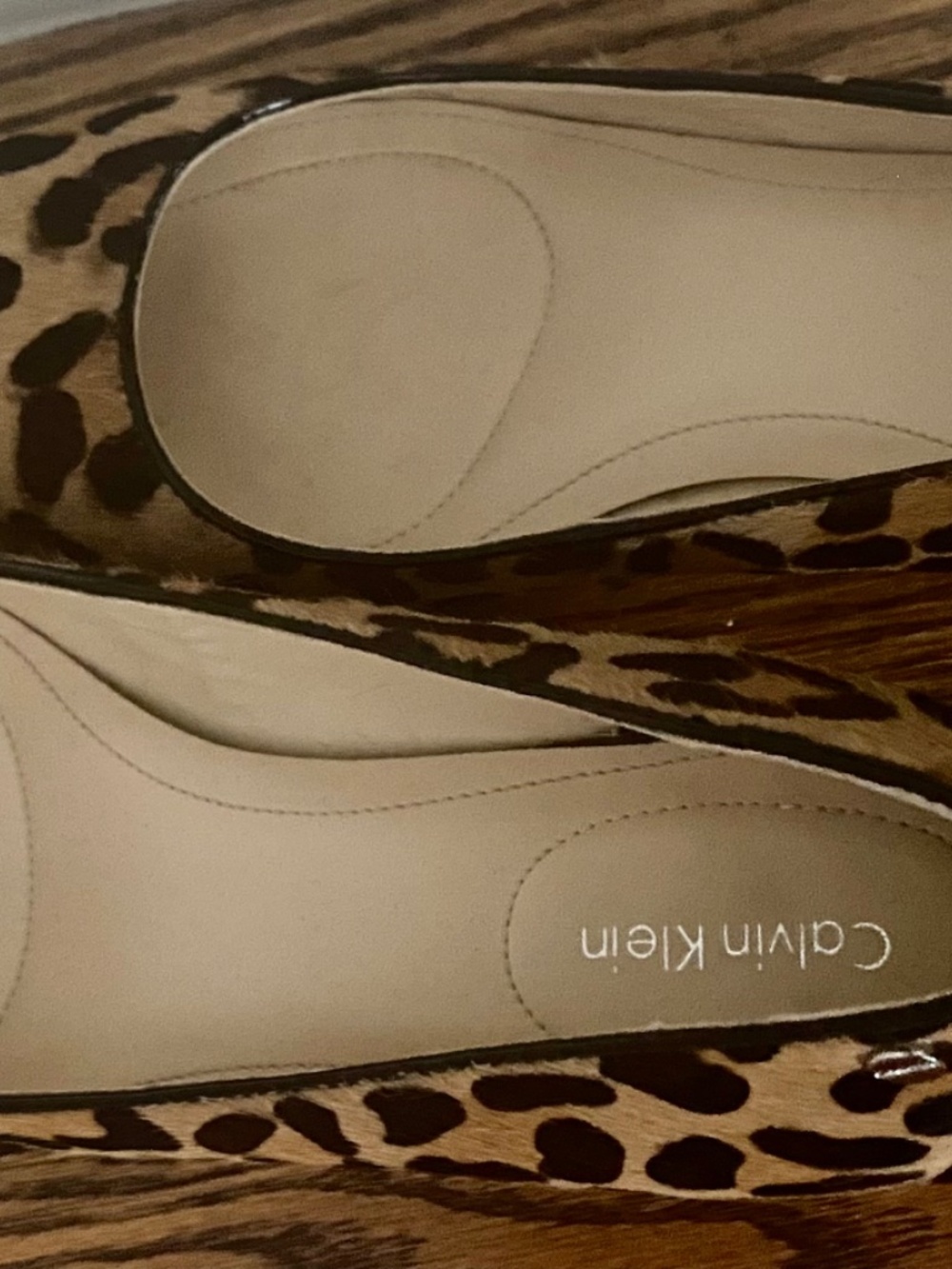 Calvin Klein Shoes. Leopard. Kitten Heels. Size 9.5. Like New. Cow Fur. - Picture 6 of 9